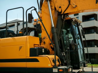 Is Hydraulic Oil Flammable? Compare Types and Combustibility
