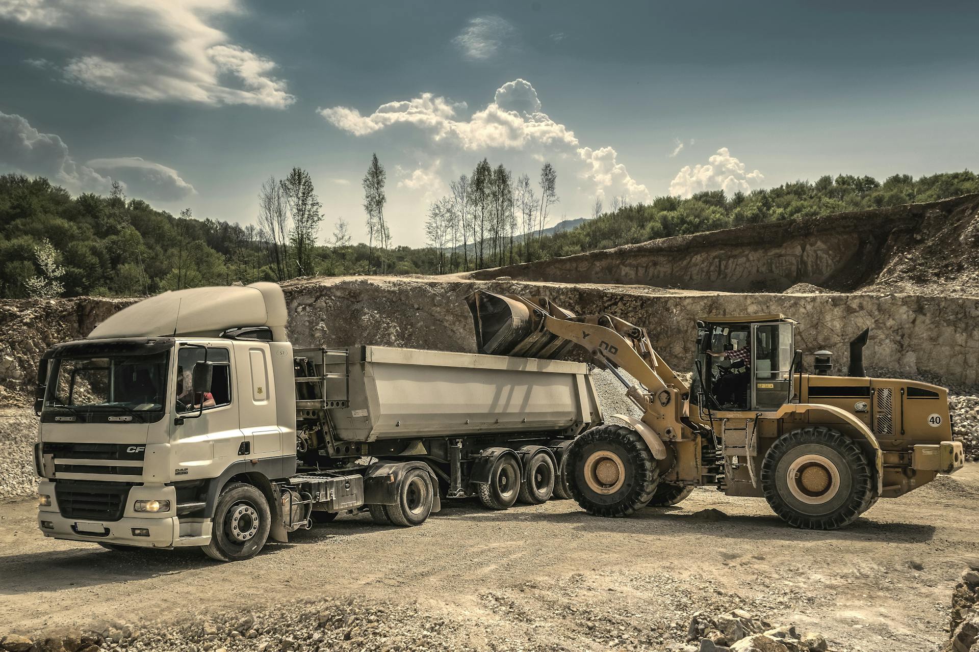 How to Pick the Right Diesel Tank Rental for Construction Projects